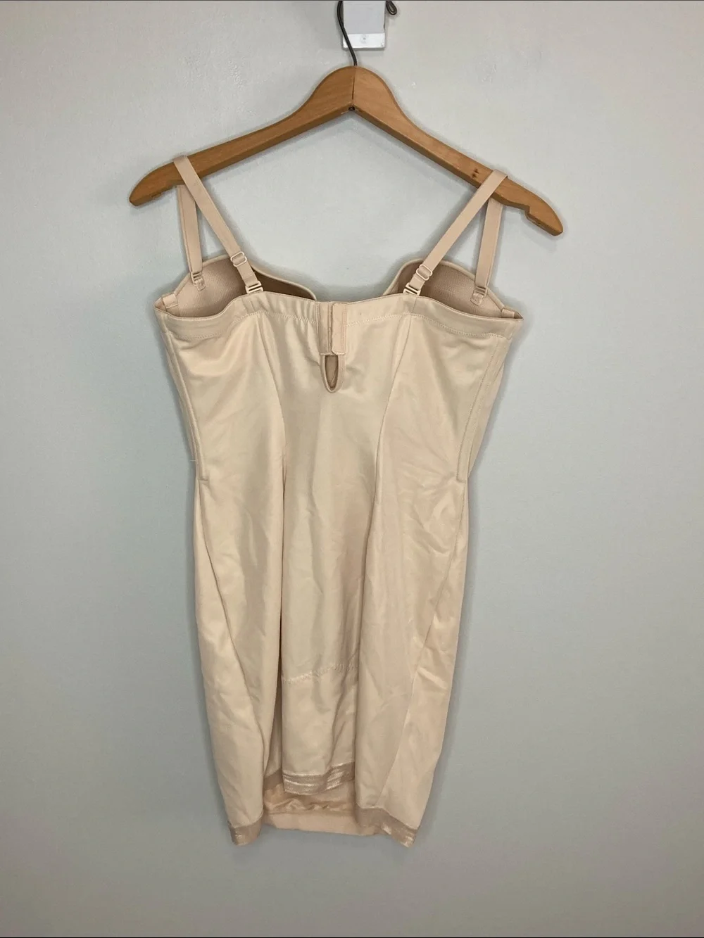 Maidenform Women's Firm Control Strapless Convertible Full Slip 38D Style 2304